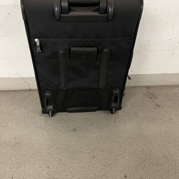 Heys Carry on Luggage - Picture 2 of 5